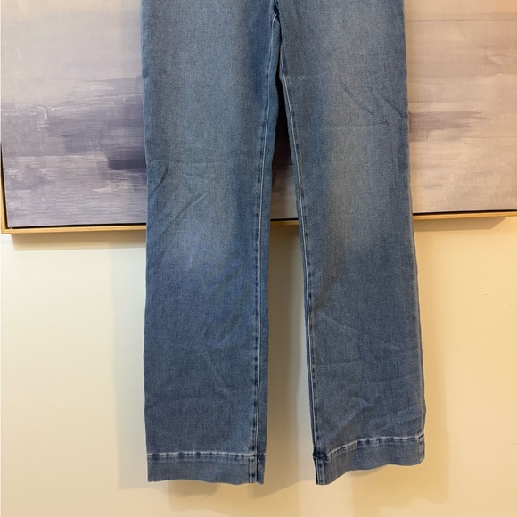 Faherty Women's High Rise Mid Wash Wide Leg Jeans - Picture 4 of 7